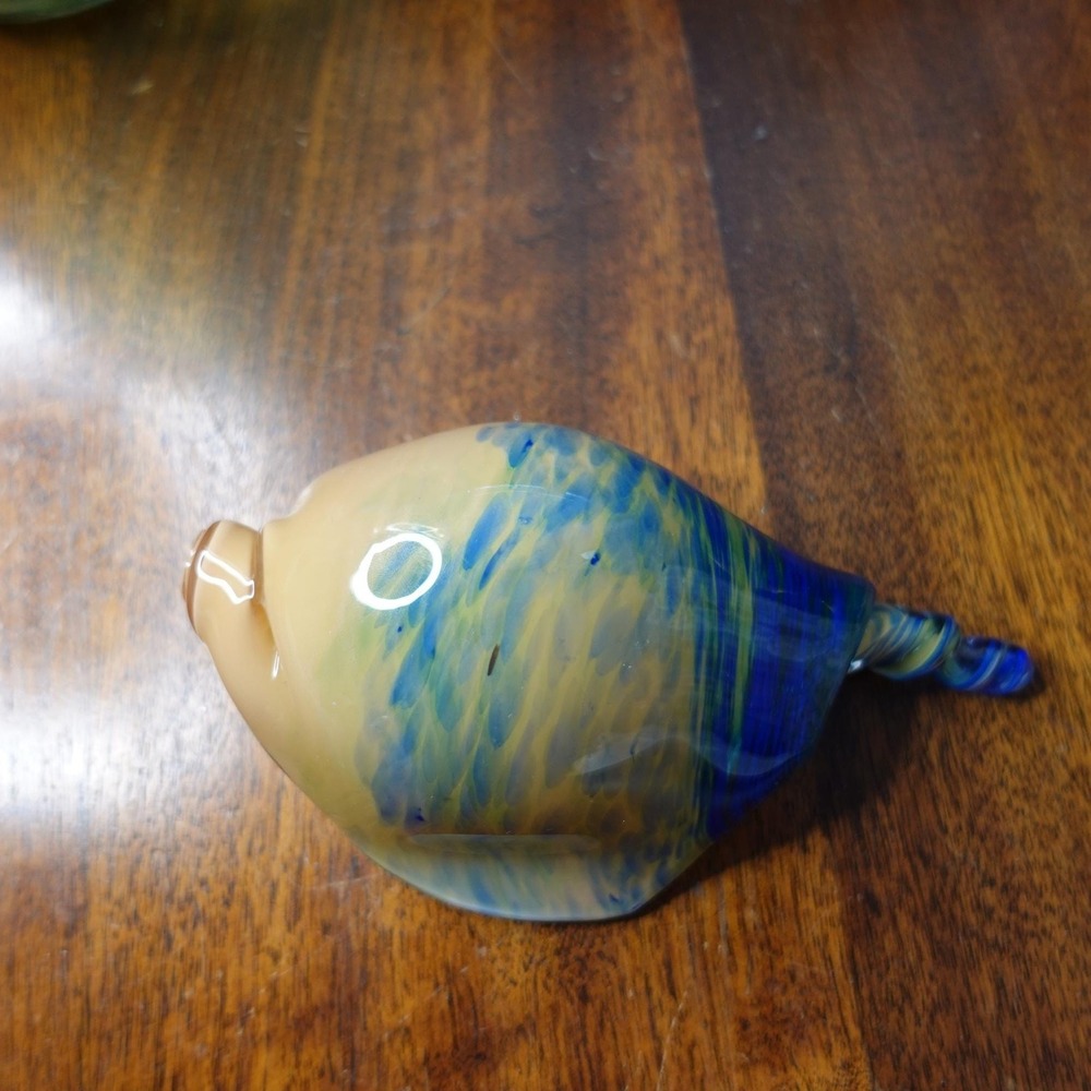 Cia Thorne art‎ glass seashell paperweight